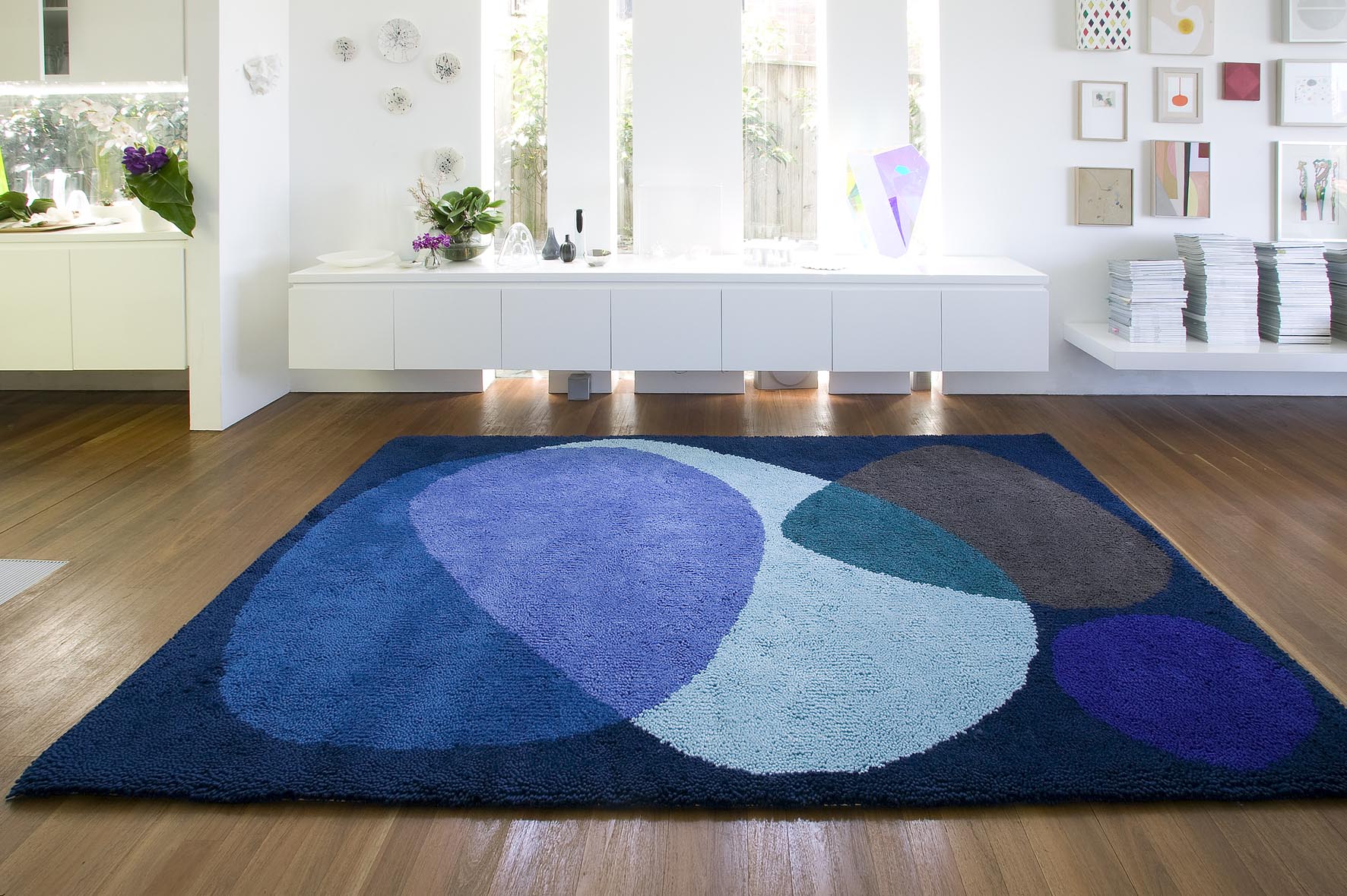 Navy Blue Teal Hand Tufted Wool Rug – Glomboks Luna Eclipse Dinosaur Designs 100% NZ Wool by Rugfine – Lifestyle View 1