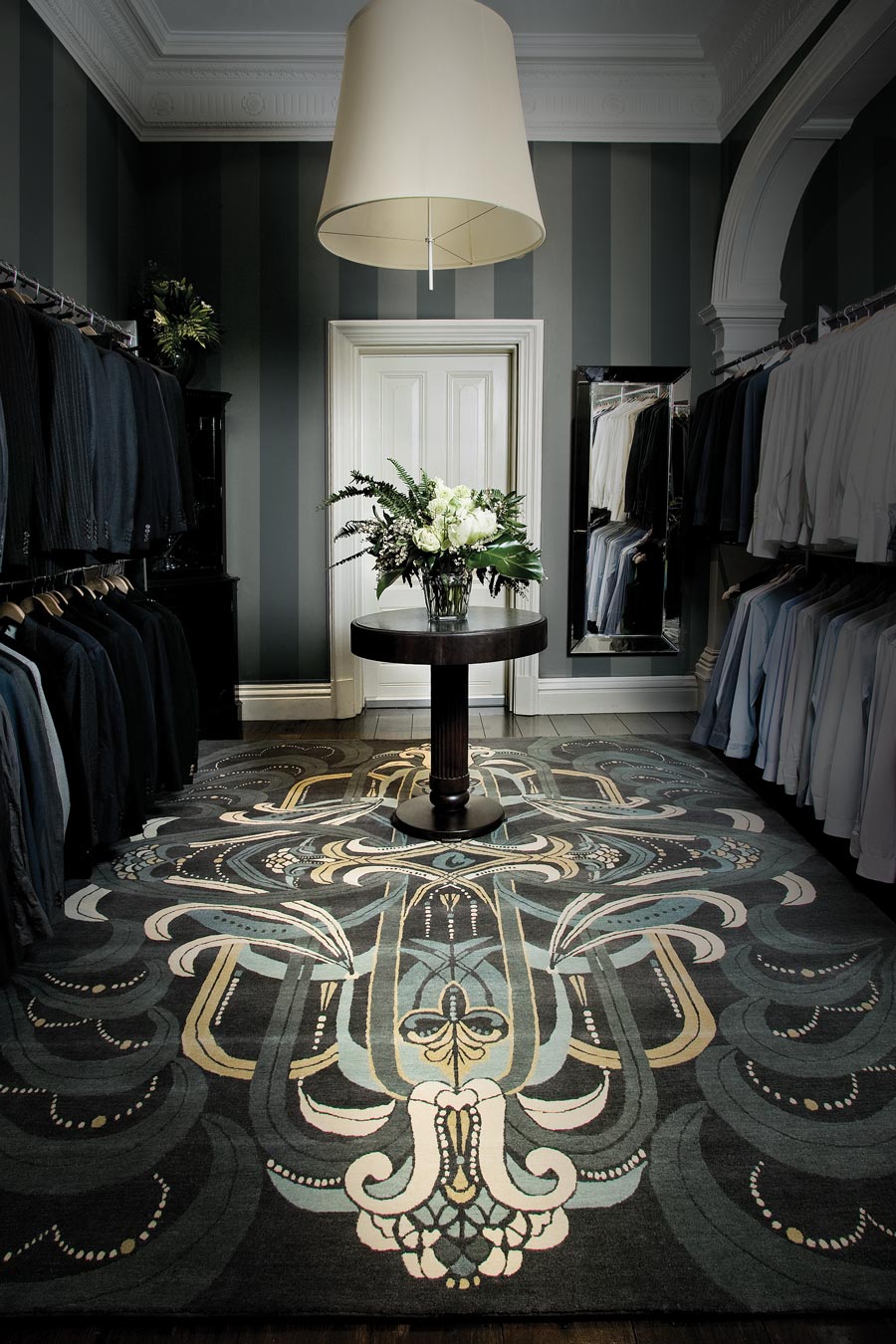 Slynt Rhapsody Wool Rug – Lyrical Abstract Design Lifestyle View – Hand Tufted Rugfine