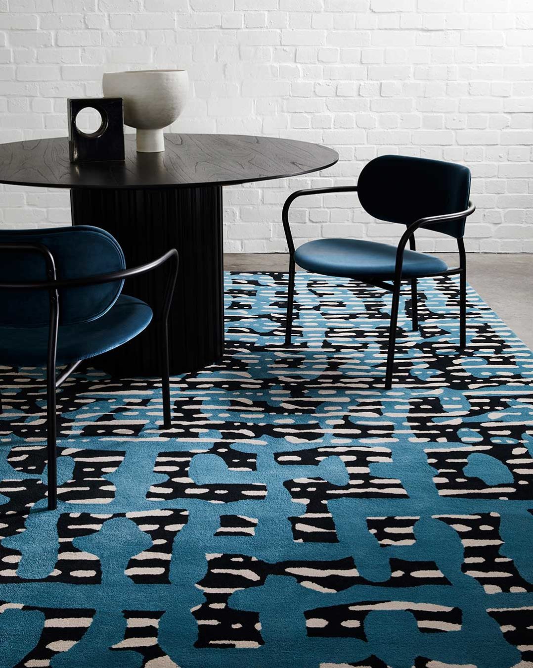 Teal Black Ivory Hand Tufted Wool Rug – Flowell 100% NZ Wool Luxury Area Rug by Rugfine – Lifestyle View