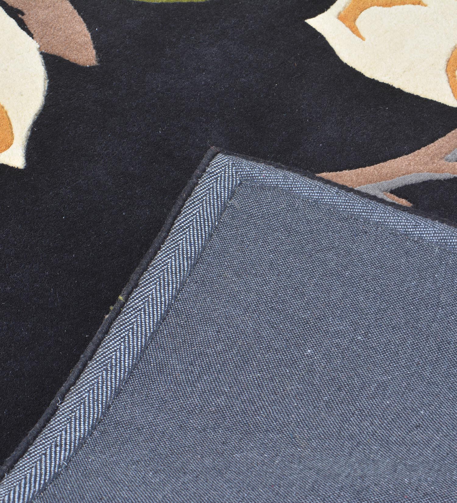 Flowpet Black Ivory Green Magnolia Rug – Overhead View – Hand Tufted NZ Wool Rugfine