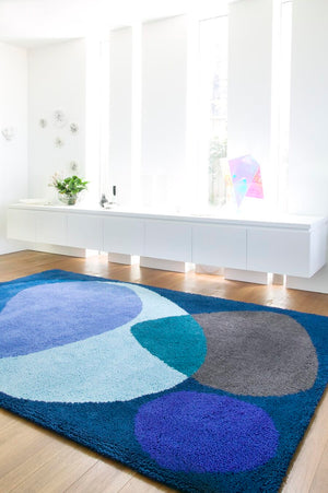 Glomboks Navy Blue Teal Wool Rug – Luna Eclipse Lifestyle View 2 – Rugfine