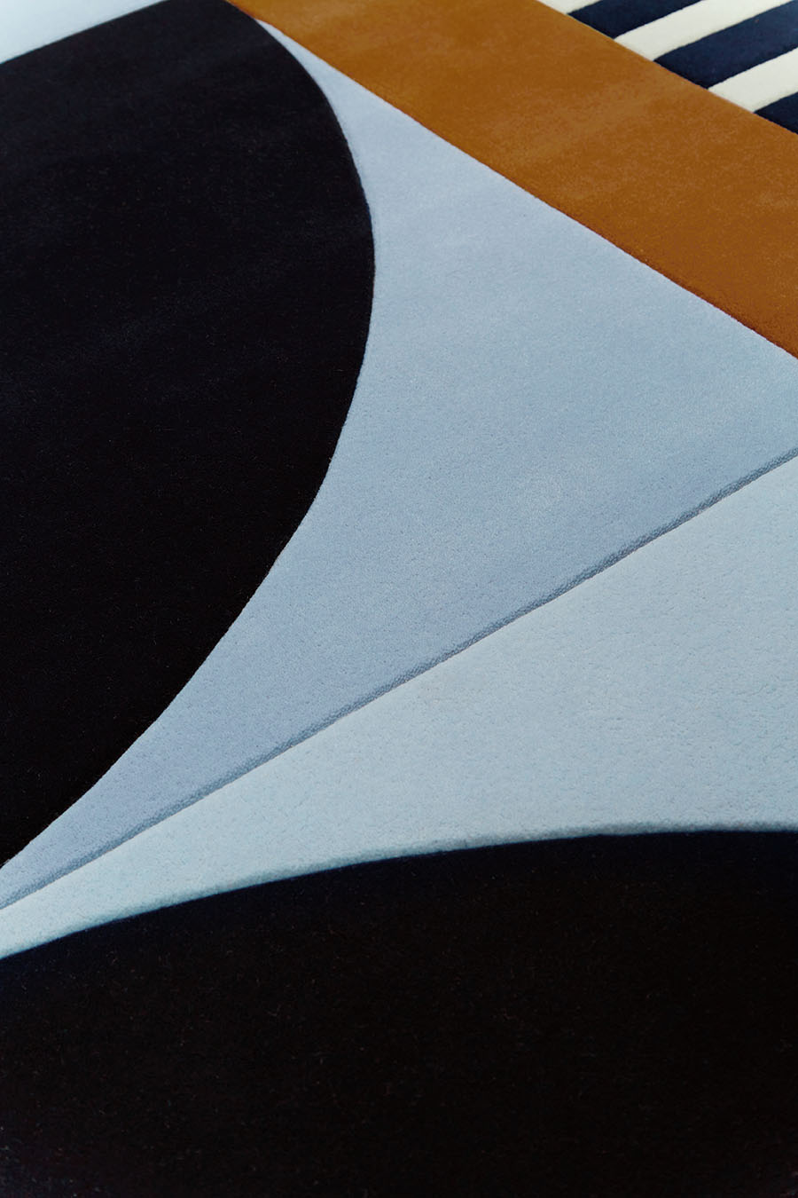 Novasync Teal Black Amber Wool Rug – Banto Geometric Close-Up Detail – New Zealand Wool Rugfine