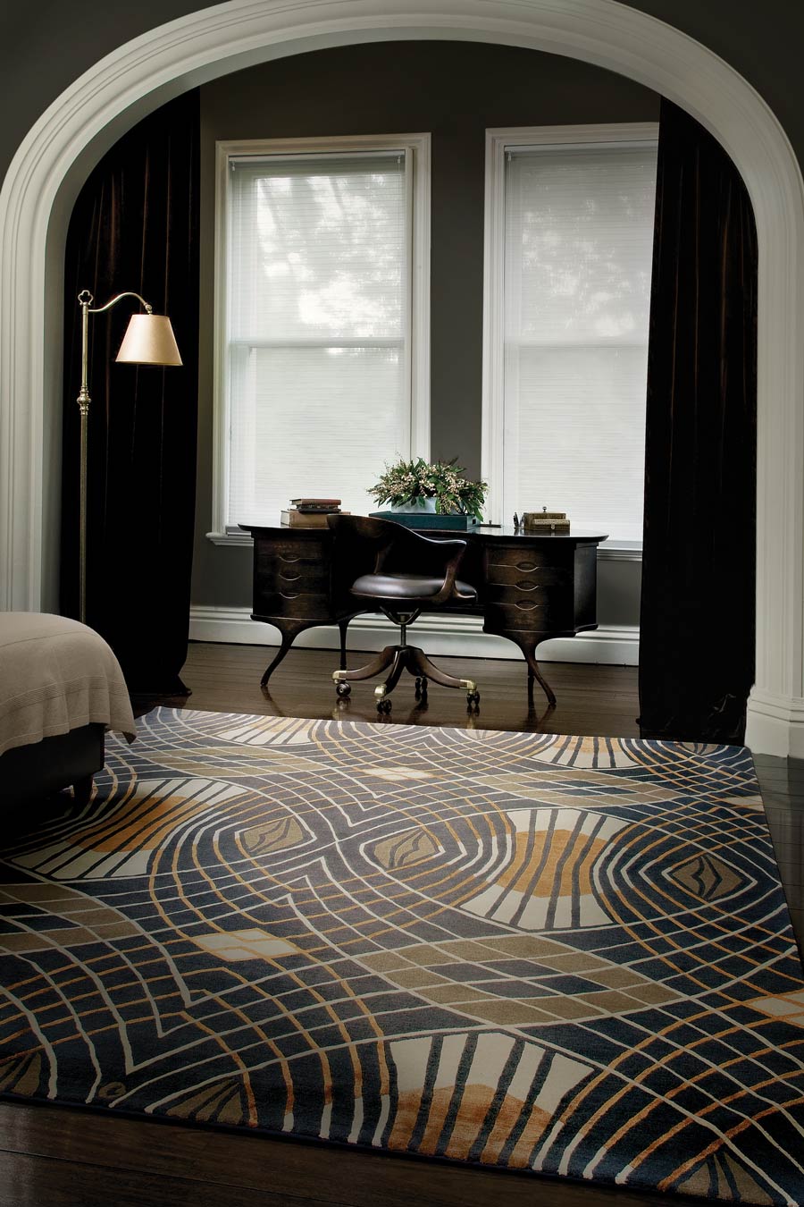 Rylvn Westchester Wool Rug – Classic Traditional Design Lifestyle View – Hand Tufted Rugfine
