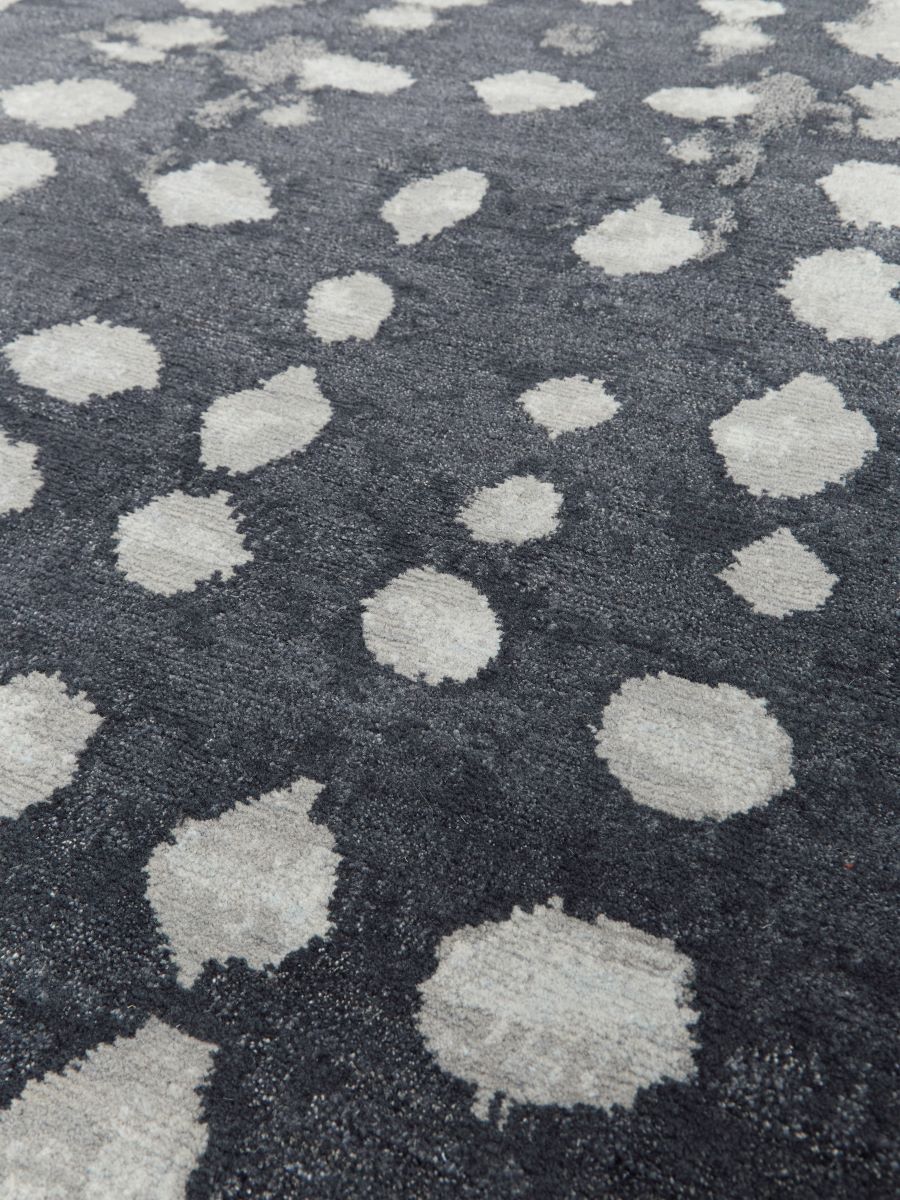 Serenix Charcoal Grey Ivory Shibori Wool Rug – Second Overhead View – Rugfine