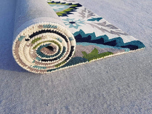 Splashio Ivory Teal Green Hand Tufted Rug – Lifestyle View 5 – Rugfine