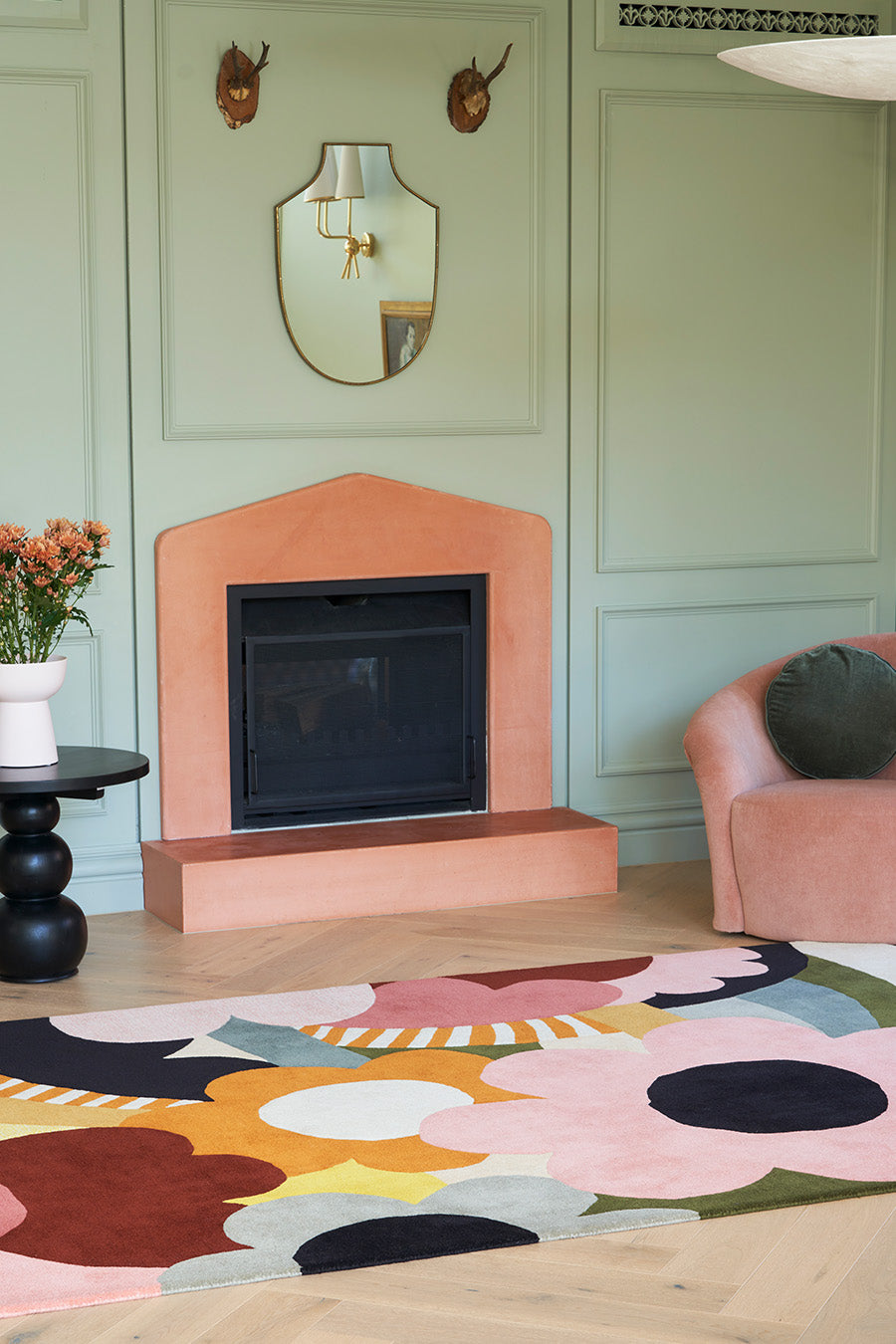 Swayflor Blush Pink Burnt Orange Burgundy Wool Rug – Jumble Garden Lifestyle View – Hand Tufted Rugfine